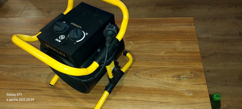 Vand aeroterma 220 V putere 2k turbo.