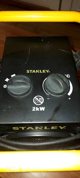 Vand aeroterma 220 V putere 2k turbo.